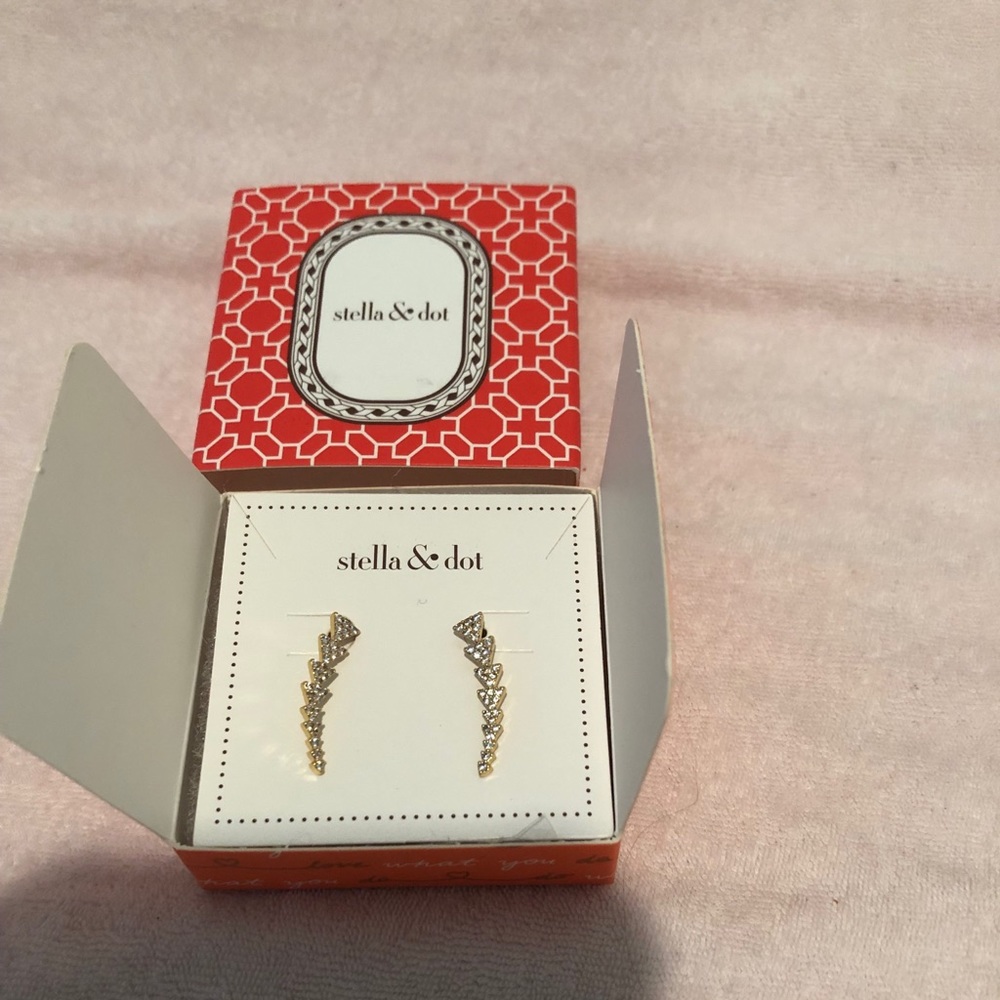 Stella and Dot Ear Crawlers
